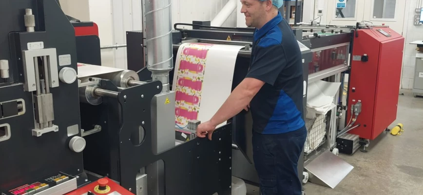 Scotland’s KennedySmith Move to Digitally Printed Cartons with Xeikon Thumb